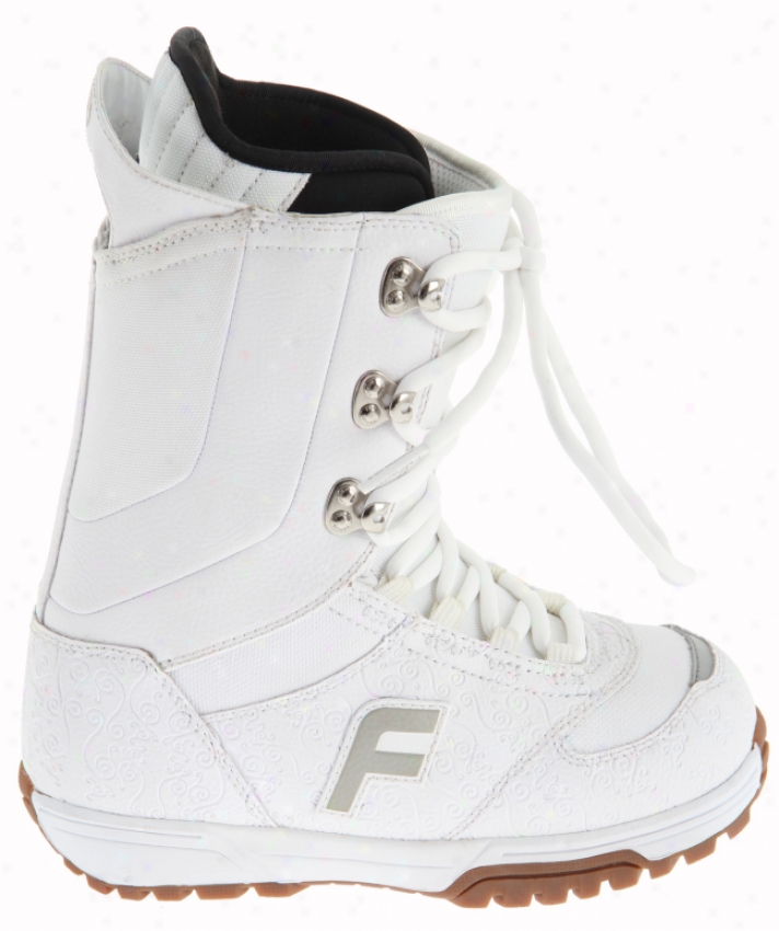 Forum Destroyer Snowboard Boots Pale