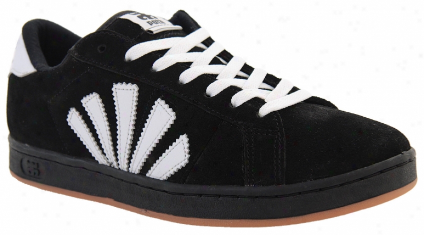 Ipath Lyon Skate Shoes Black Suede