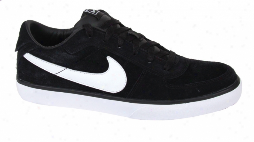 Nike 6.0 Mavrk Low Shoes Black/white