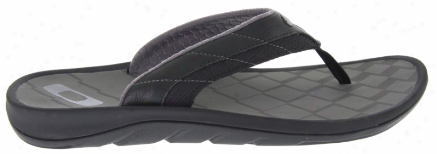 Oakley Bracket 2 Sandals Black