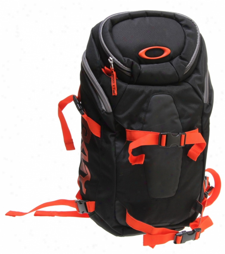 Oakley Snowmad 20 Backpack Black/cinder