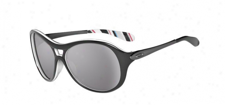 Oakley Vacancy Sunglasses Black Stripe/grey Lens