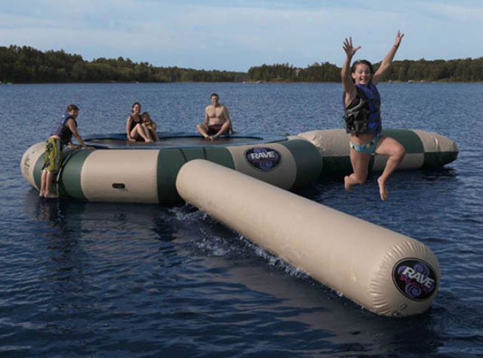 Rave Aqua Jump Northwoods Irrigate Trampoline 20 W/ Launch And Log