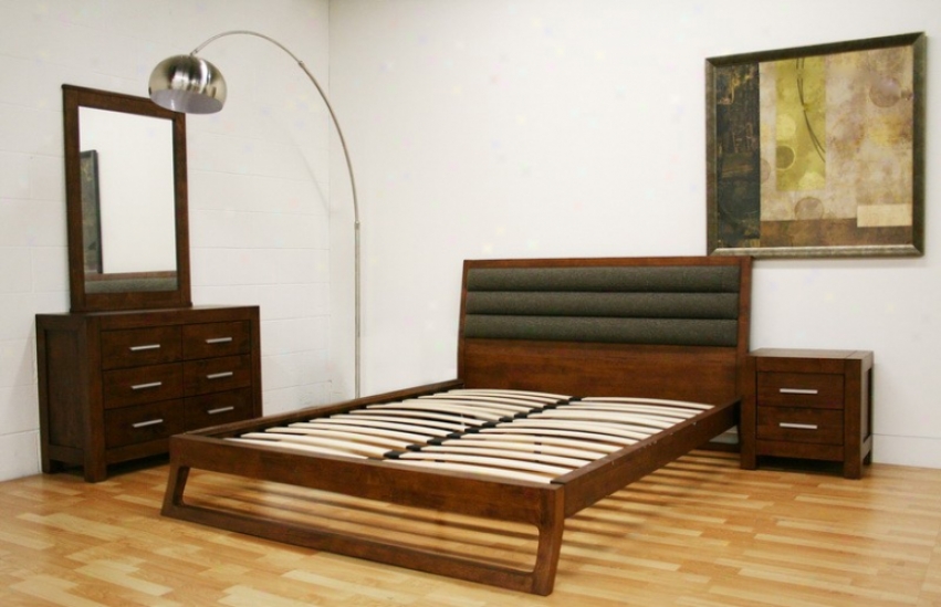 4pc Quern Size Platform Bedroom Set In Brown Finisy