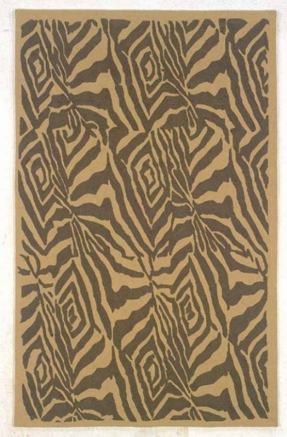 5' X 8' Indoor Outdoor Rug - Transitional Hand Hooked Rug In Beige And Brown Color