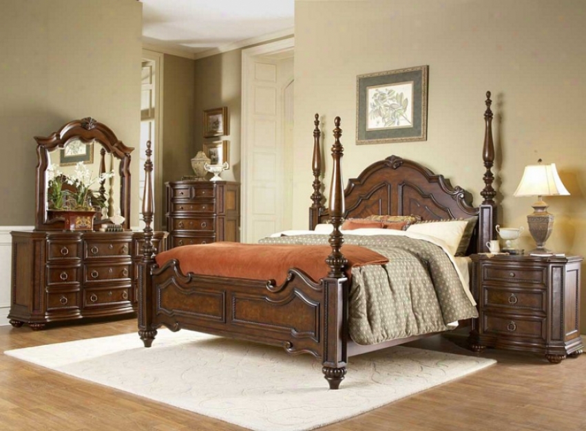 5pc Queen Size Bedroom Set With Poster Bed In Warm Brown