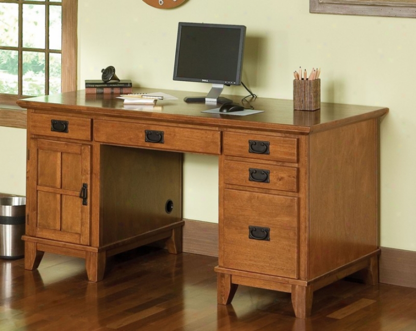 Computer Executive Desk In Cottahe Oak Finish