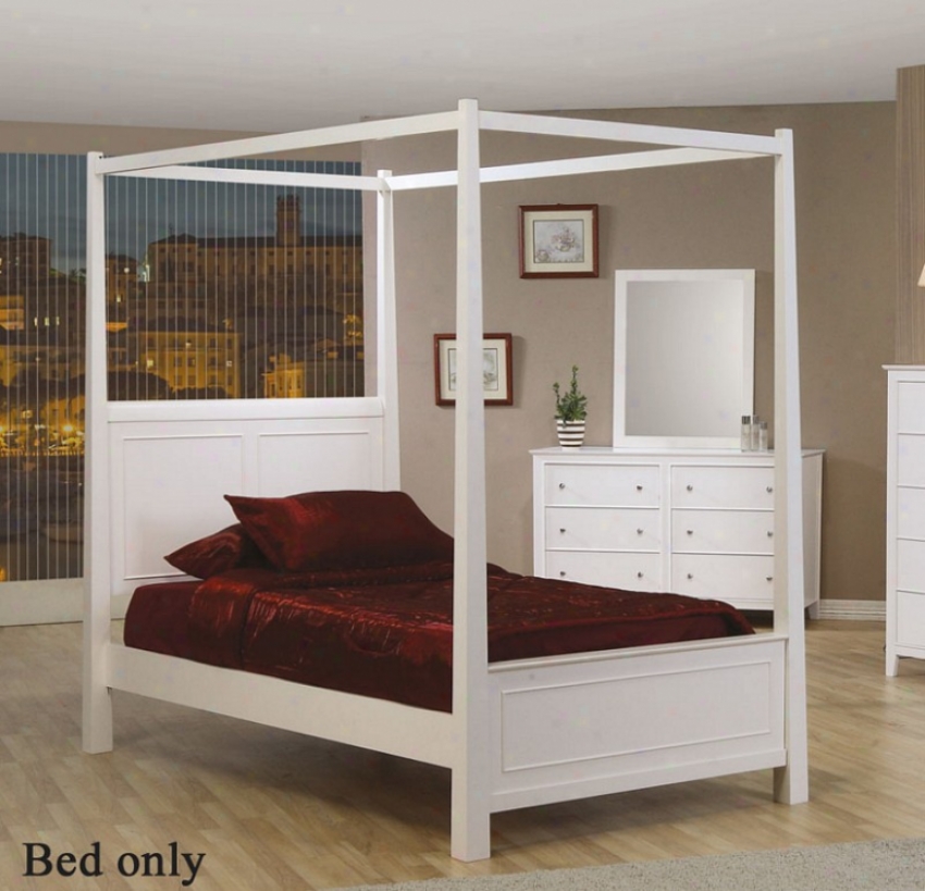 Full Size Awning Poster Bed Cape Cod Style In White Finish