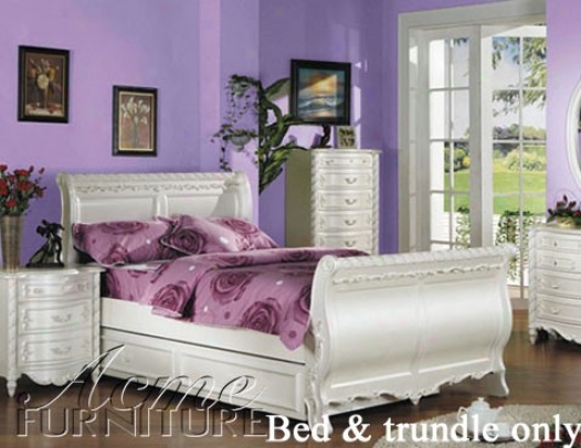 Entire extent Size Sleigh Bed With Trundle White Finish