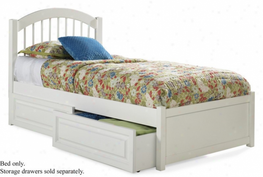 Full Size Windsor Style Platform Bed Wiith Flat Panel Footboard White Finish