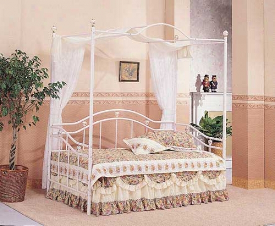 Princess White Metal Canopy Daybed With Porcelain Knobs