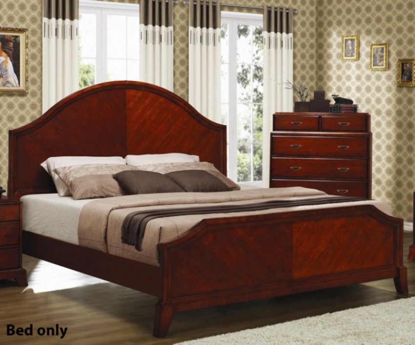 Queen Size Bed With Flared Legs In Cherry Finish