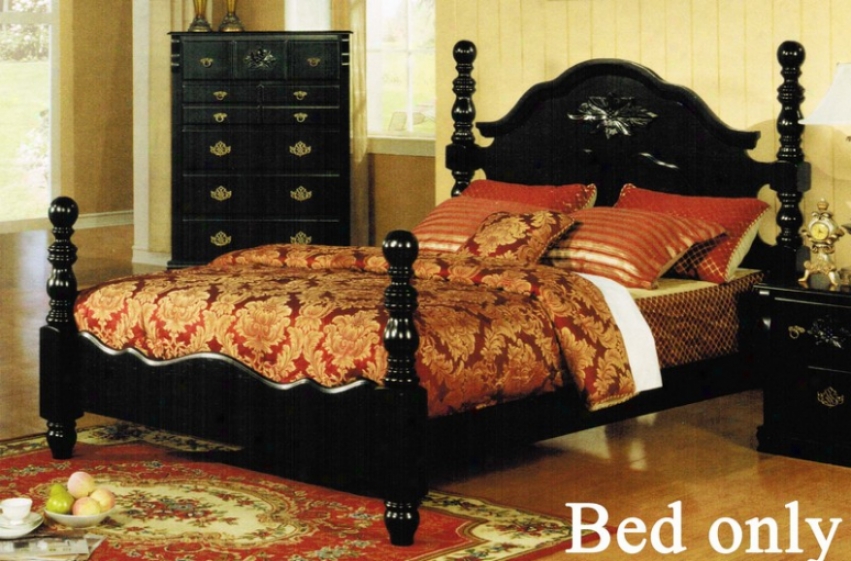 Queen Sizing Bed With Four Posts In Black Finish