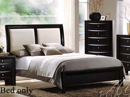 Queen Size Bed With White Bycast Heasboard