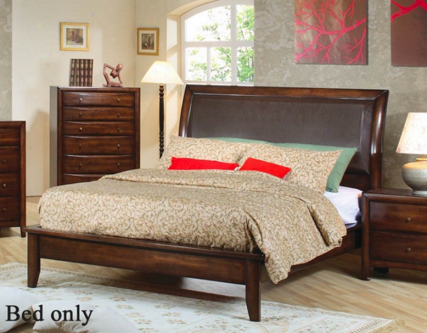 Queen Size Platform Bed In Brown Finish
