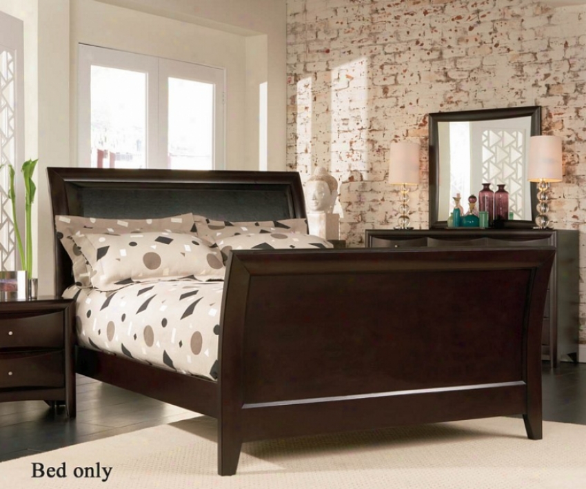 Queen Size Sleigh Bed In Cappuccin oFinish