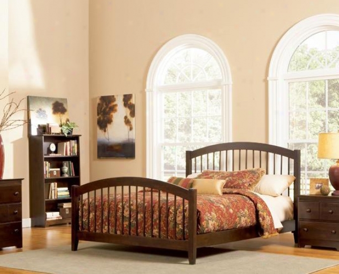 Queen Size Windsor Style Platform Bed With Footboard Antique Walnut Finish