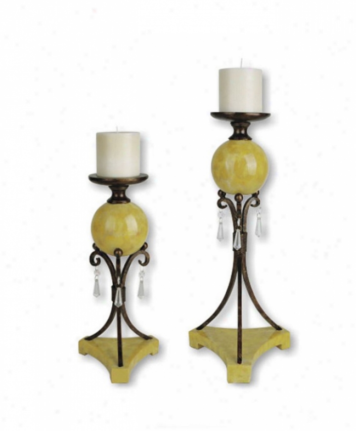 Set Of 2 Candleholders In Antique Brass Finish