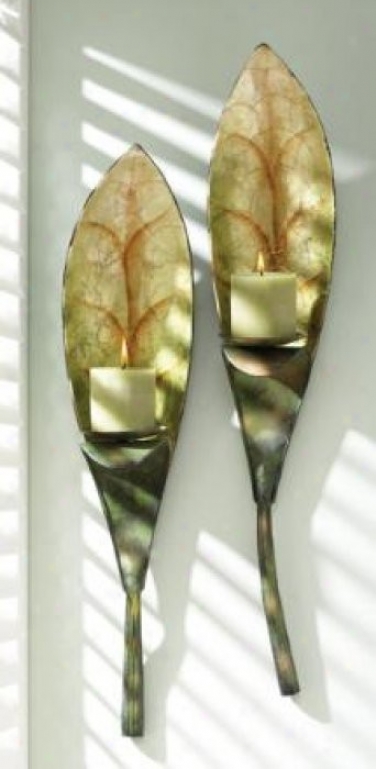 Set Of 2 Wall Sconces With Leaf Design In Metallic Greeb Finish