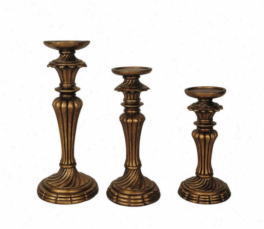 Set Of 3 Candleholders In Antique Gold Finish