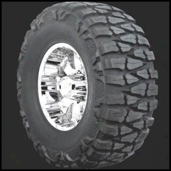 Nitto, Mud Grappler Tire