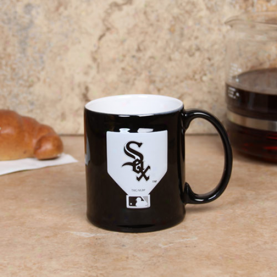 Chicago White Sox Black 11oz. Ceramic Sculpted Mug