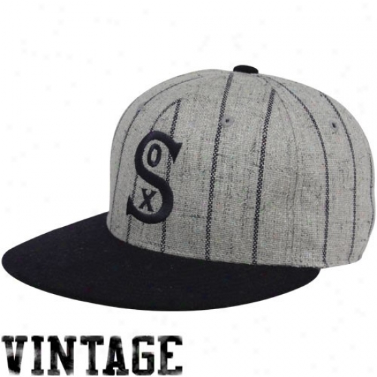 Chicago White Sox Gray Pinstripe 1917 Throwback Cooperstown Fitted Hat