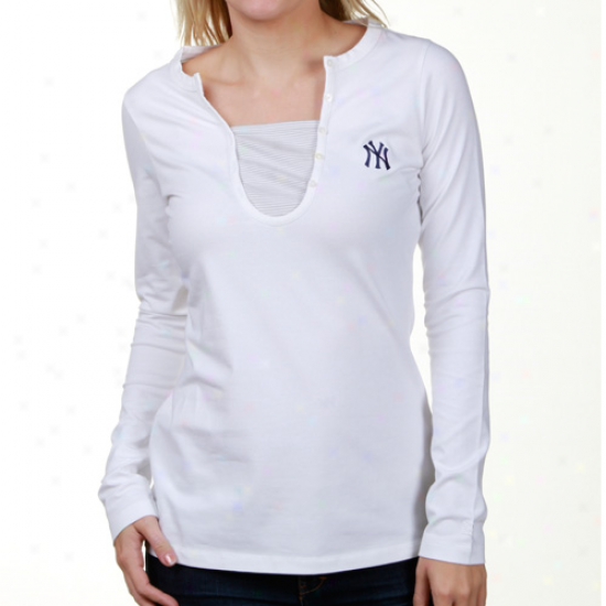 Cutter & Buck New York Yankees aLdies Happy Dulcet Henley Lonh Sleeve Premium T-shirt