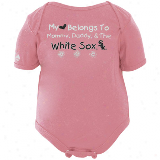 Majestic Chicago White Sox Infant Girls Pink My Heart Belongs Creeper