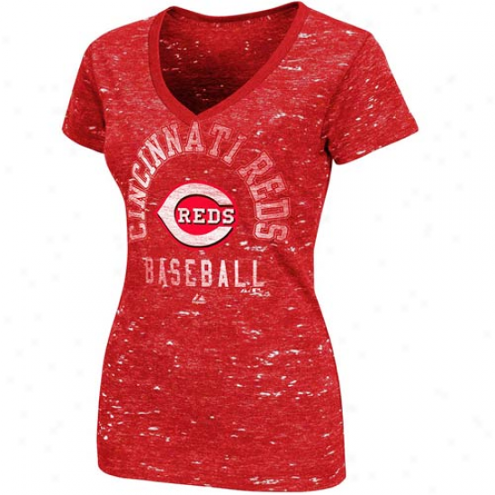 Majestic Cincinnati Reds Play Call Premium V-neck T-shirt - Red