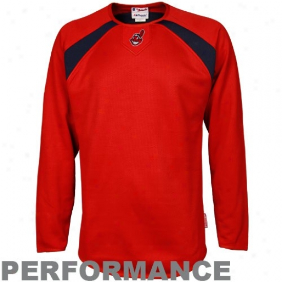 Majestic Cleveoand Indians Red Therma Base Tech Performance Fleece Sweatshirt