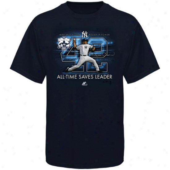 Majestic Mariano Rivera New York Yankees Career Saves Milestone T-shirt - Navy Blue