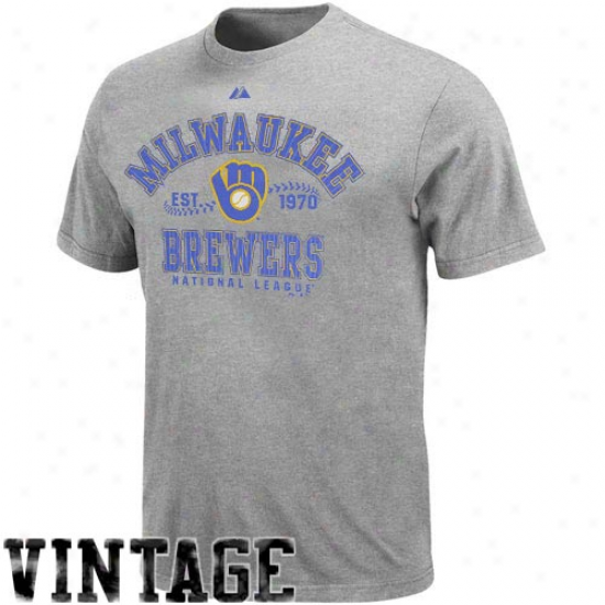 Majestic Milwauee Brewers Ash Dial It Up T-shirt