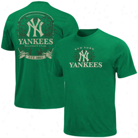 Majestic New York Yankees Kelly Green Luck Label T-shirt