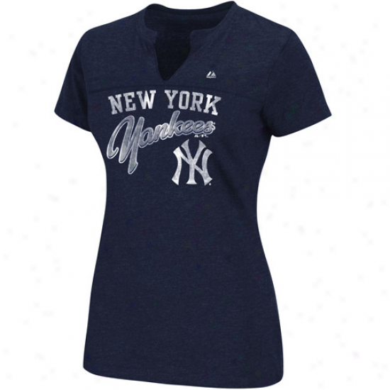 Majestic New York Yankees Ladies Game Lead Fashion Burst Neck T-shirt - Navy Pedantic 