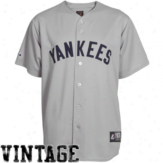 Majestic New York Yankees Replica Cooperstown Throwback Jersey-gray