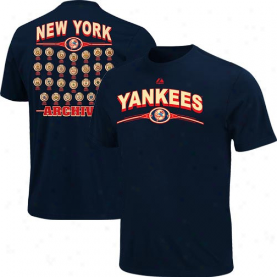 Majestic New York Yankees Team Archive Vintage T-shirt - Ships Livid