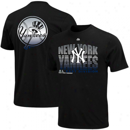 Majestic New York Yankees Turn To Victory T-shirt - Black