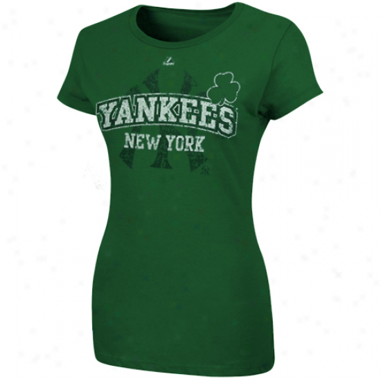 Majestic New York Yankees Womens I Love Green T-shirt - Green