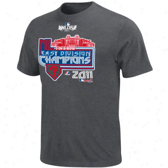 Majestic Philadelphia Phillies Youthh 2011 Nl East Division Champions Clubhouse Locker Room T-shirt - Charcoal