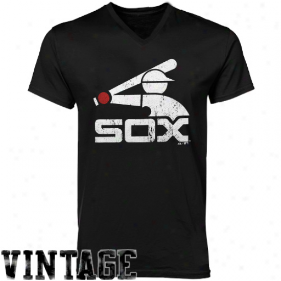 Majestic Threads Chicago White Sox Cooperstown Premium V-neck T-shirt - Black