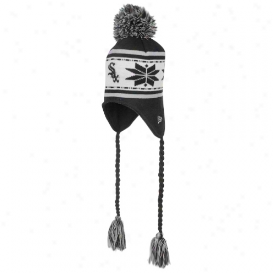 New Point of time Chicago White Sox Youth Black Striped Snowflake Tassel Beanie