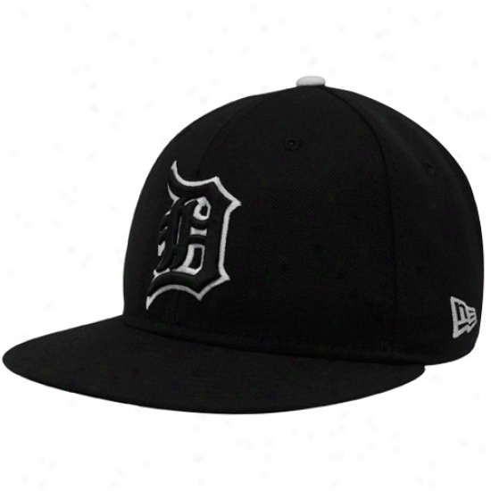 New Era Detroit Tigers Black Tonal Pop 59fifty Fitted Hat