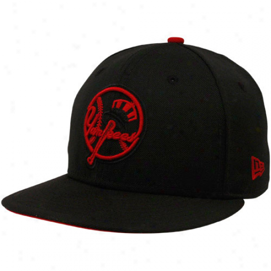 New Era Novel York Yankees Black 59fifty Tonal Report Fitted Hat