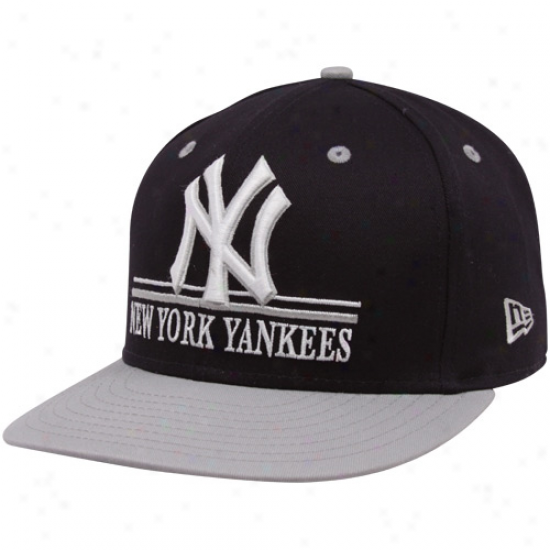 New Era New York Yankees Navy Blhe Blue-gray Underline Sna;back Adjustable Hat