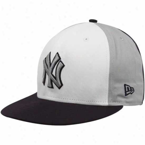 New Era New York Yankees White-navy Blue Block Snapback Adjustable Hat