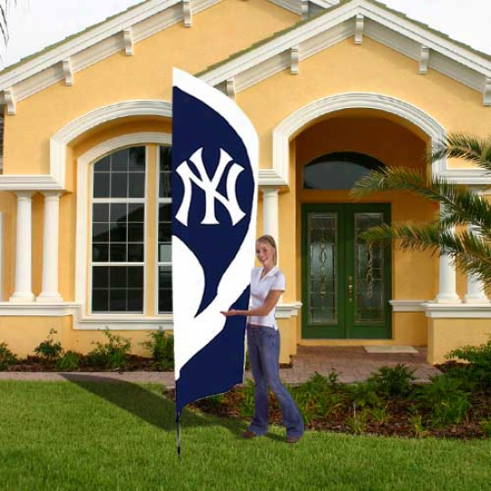 New York Yankees 8.5' Tall Appiique Team Flag