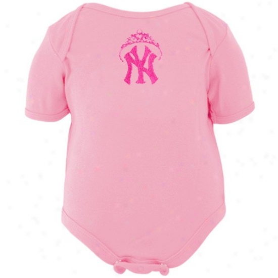 New Yor kYankees Infant Girls Pink Tiara Creeper