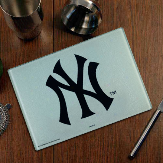 New York Yankees Logo Glass Cutting Board