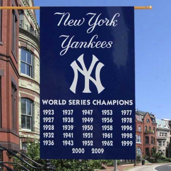 New York Yankees Navy Blue Vertical World Series Champions Applique Flag